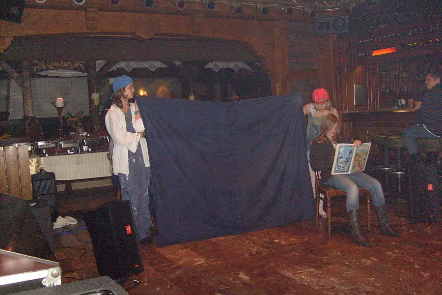 24 Aschenputtel-140KB