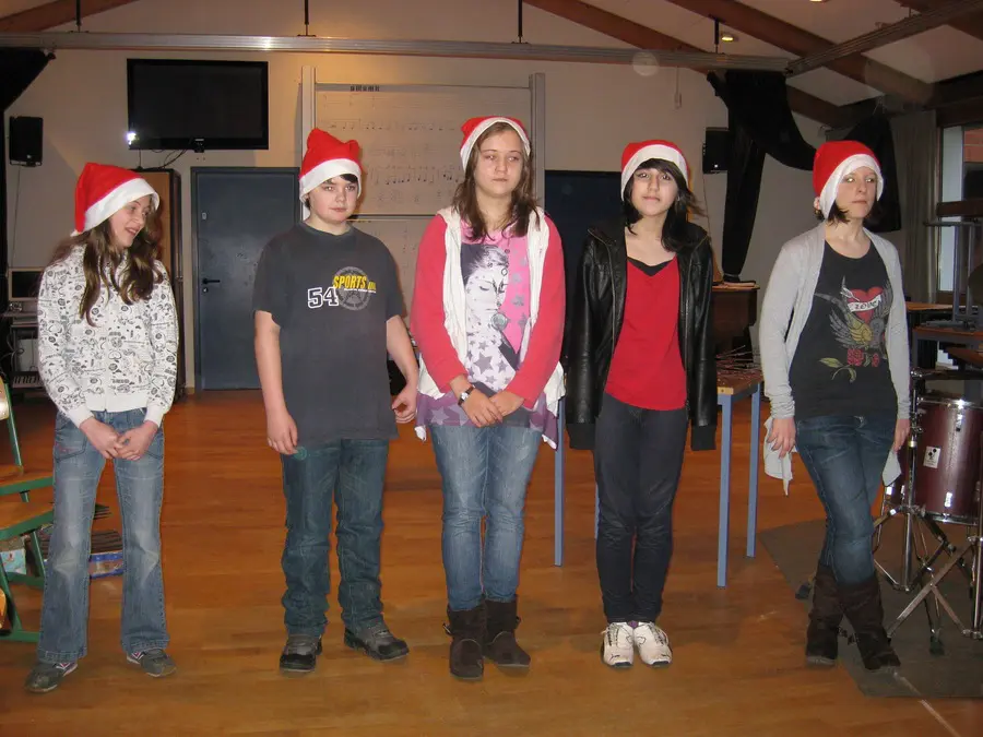 WeihnFeier-Theater-AG_03_180KB