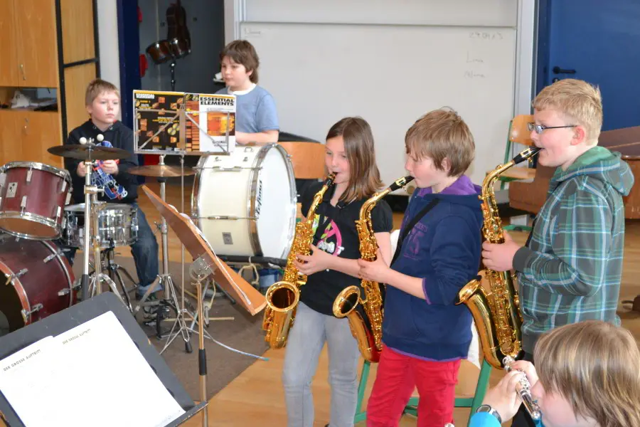 Blaeserklasse 2 2013 05 08 150KB