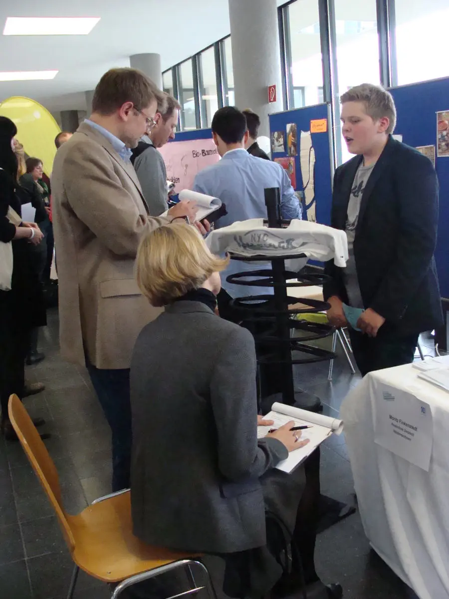 Moritz beim Vortrag Berlin 2014 150KB