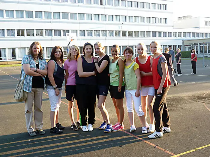 tho07-rechts-100-vor-gebaud