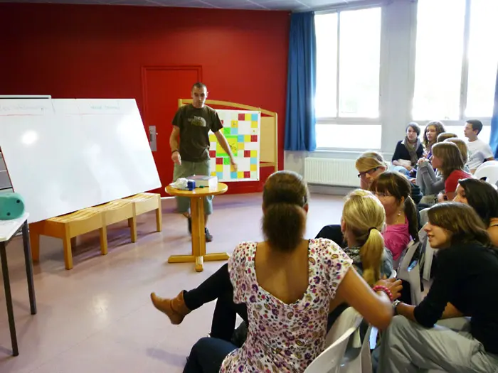 tho09-rechts-100-weisse-taf