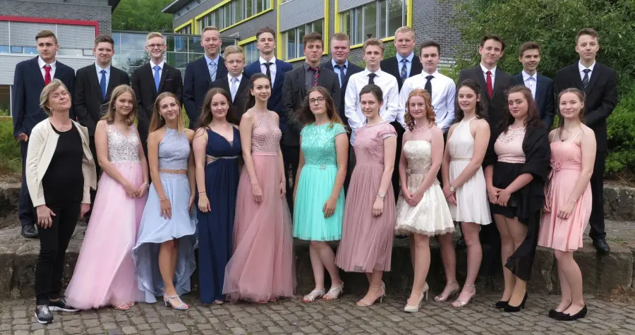 AK 2018 Klasse10b 900px 200KB